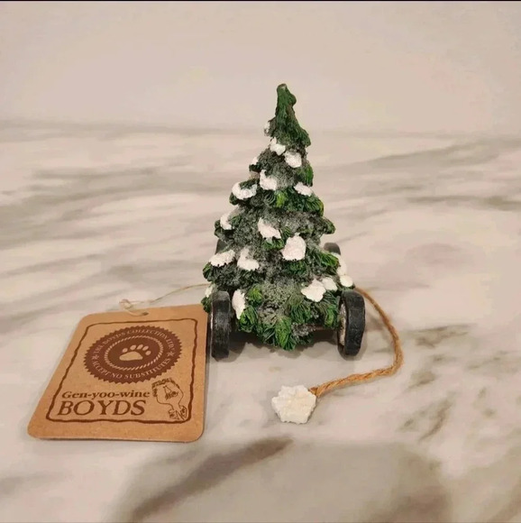 NWT Boyds Trim-A-Tree Tug Along - Picture 2 of 6